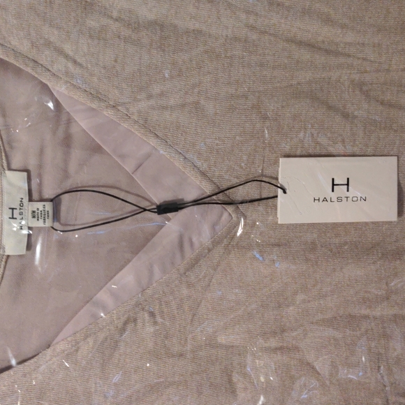 Halston Top - Picture 4 of 13